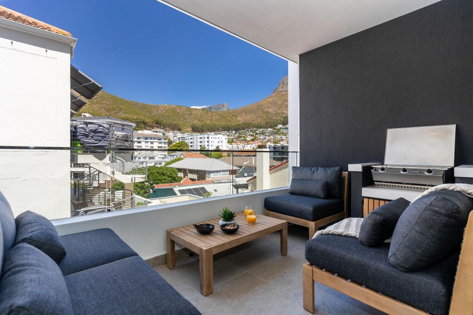 Jade Views Sea Point - Studio, Pvt Balcony, Views Apartment Cape Town
